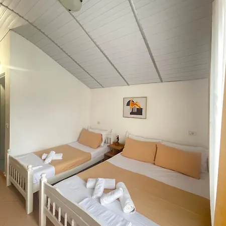 Vogue Aparthotel *