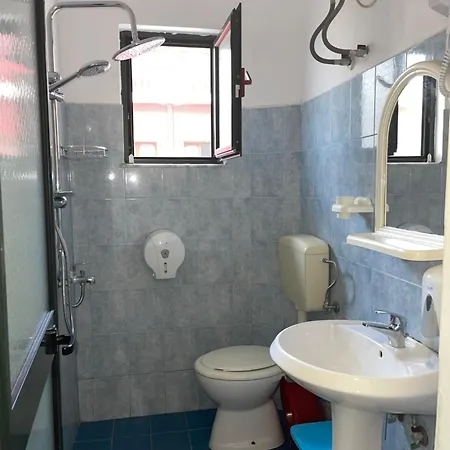 Vogue 3* Golem (Tirana)