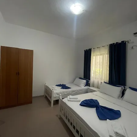 Vogue Golem (Tirana)