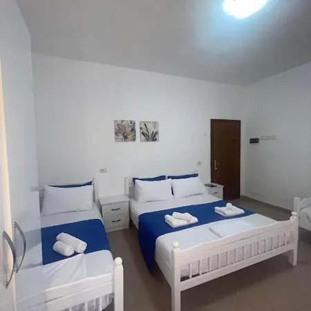 Vogue Ξενοδοχείο με διαμερίσματα Golem (Tirana)