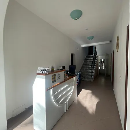 Lejlighedshotel Vogue Golem (Tirana)