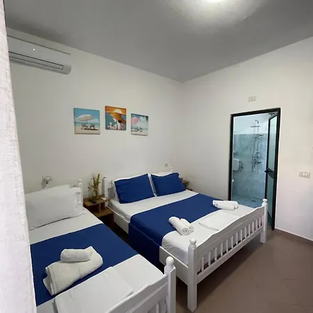 Vogue Golem (Tirana)