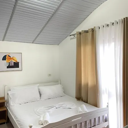 Vogue 3* Golem (Tirana)