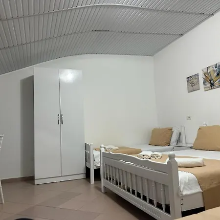 Aparthotel Vogue Golem (Tirana)