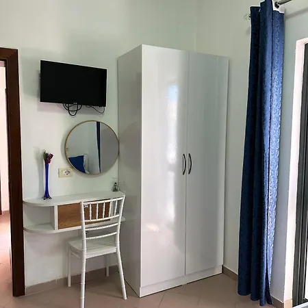 Vogue Aparthotel *