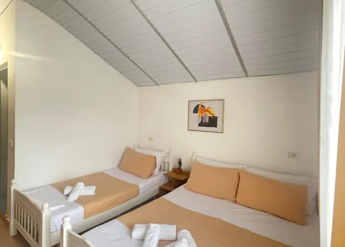 Vogue Aparthotel 3*