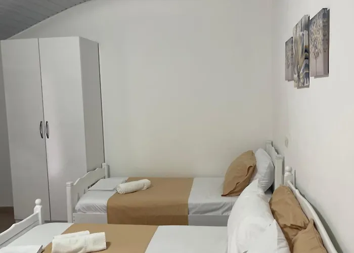 Aparthotel Vogue Golem (Tirana)